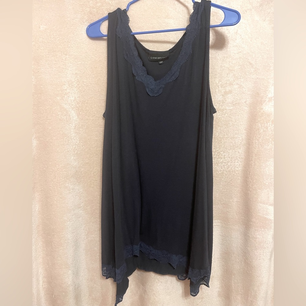 💕Lane Bryant Navy Lace Trim Swing Cami💕
